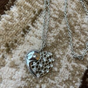 Beautiful Silver Angel Wing Heart Necklace